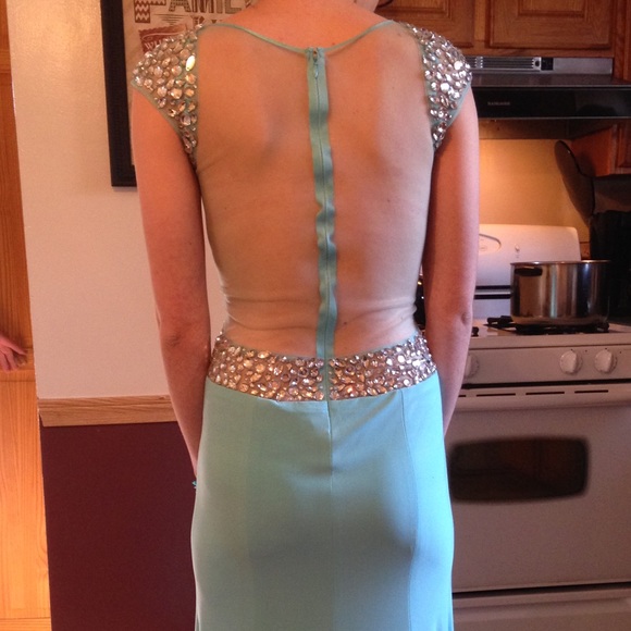 EPISODE prom/special occasion dress - Picture 6 of 6